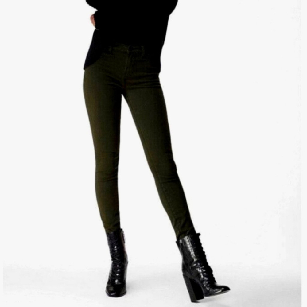 J Brand Skinny Jean in Conifer